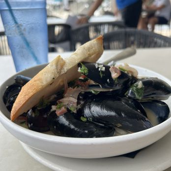 The Cove - Seafood Near Me - Deerfield Beach, Florida