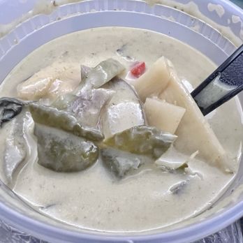 Siam Casa Thai Cuisine - Green Curry with Beef - Thai Near Me - Baldwin Park, California Siam Casa Thai Cuisine - Green Curry with Beef - Thai Near Me - Baldwin Park, California