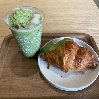 Nana's Green Tea - Matcha Croissant, Matcha Float - Desserts Near Me - Bellevue, Washington