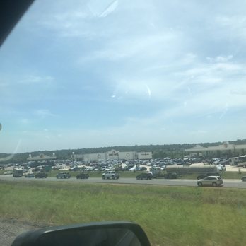 Buc-ee’s - The worst Buc-ee's. Traffic is always horrible. - Convenience Stores Near Me - Luling, Texas Buc-ee’s - The worst Buc-ee's. Traffic is always horrible. - Convenience Stores Near Me - Luling, Texas