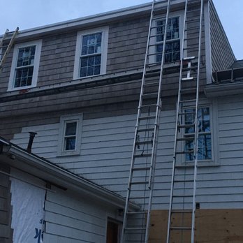 D Goodwin Construction - Siding and window replacement - Siding Near Me - Peabody, Massachusetts D Goodwin Construction - Siding and window replacement - Siding Near Me - Peabody, Massachusetts
