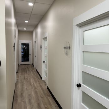 Allure Salon Suites - back hallway - Men's Hair Salons Near Me - Hot Springs, Arkansas Allure Salon Suites - back hallway - Men's Hair Salons Near Me - Hot Springs, Arkansas
