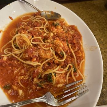 Gino's Pizzeria & Restaurant - Pizza Near Me - Howard Beach, New York