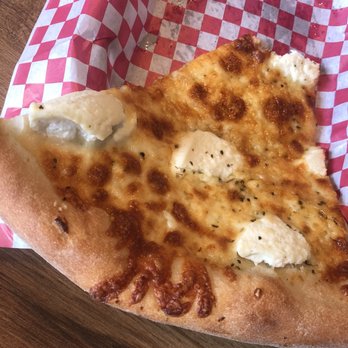 Victorinos Pizzeria  - Pizza Near Me - Chula Vista, California