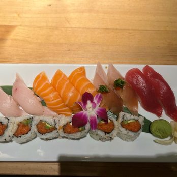 Wokcano - Deluxe Sushi Platter - Chinese Near Me - Valencia, California Wokcano - Deluxe Sushi Platter - Chinese Near Me - Valencia, California