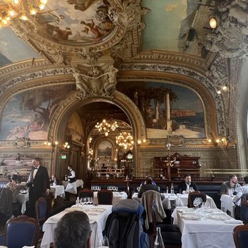 Le Train Bleu - French Near Me - Paris, 75 Le Train Bleu - French Near Me - Paris, 75