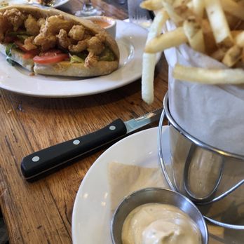 Simmzy's - Po'Boy - Gastropubs Near Me - Long Beach, California