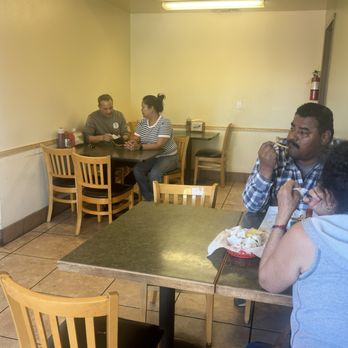 Bronco Burgers - Inside seating - Burgers Near Me - Paso Robles, California