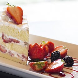 Layered Cakerie - Strawberry Fresca Cake