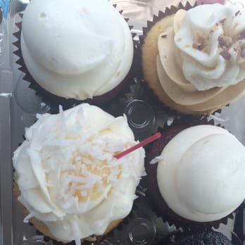 Flavor Cupcakery - Red velvet, salted Carmel latte , piña colada .. Yummm - Custom Cakes Near Me - Bel Air, Maryland