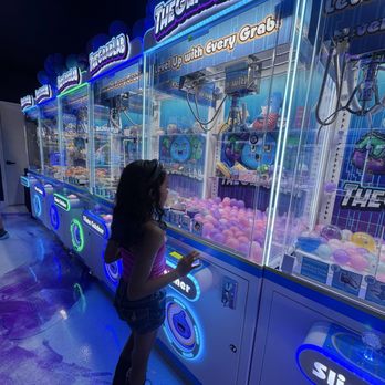 The Grab Lab - Arcades Near Me - Roseville, California