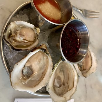 Neptune Oyster - Raw oysters. The Neptune Pearl was the bomb. - Seafood Near Me - Boston, Massachusetts Neptune Oyster - Raw oysters. The Neptune Pearl was the bomb. - Seafood Near Me - Boston, Massachusetts