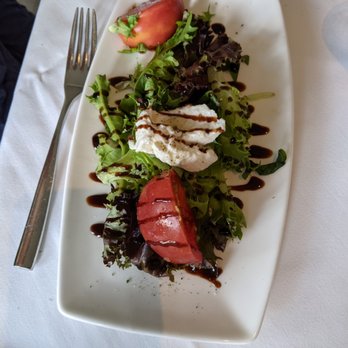 Galley & Garden - tomato and burrata salad--sadly, served on a hot plate that wilted the lettuce - New American Near Me - Birmingham, Alabama Galley & Garden - tomato and burrata salad--sadly, served on a hot plate that wilted the lettuce - New American Near Me - Birmingham, Alabama