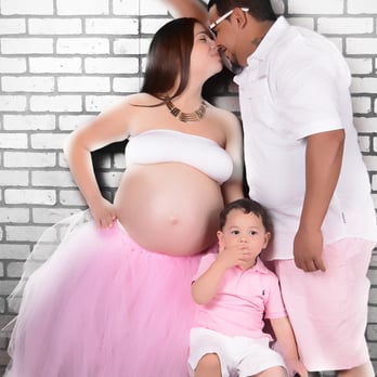 InFocus Studio - Family Photo Shoot - Session Photography Near Me - Cuyahoga Falls, Ohio InFocus Studio - Family Photo Shoot - Session Photography Near Me - Cuyahoga Falls, Ohio
