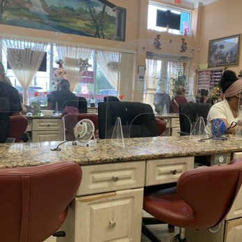 Nails 4 U - Nail Salons Near Me - Aventura, Florida