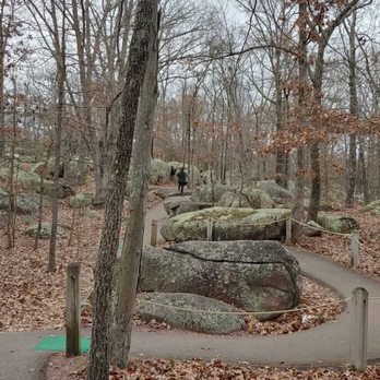 Elephant Rocks State Park - Parks Near Me - Belleview, Missouri