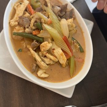 Golden Triangle Thai Cuisine - Panang curry combo - Thai Near Me - Murrieta, California Golden Triangle Thai Cuisine - Panang curry combo - Thai Near Me - Murrieta, California