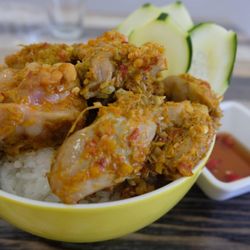 Pho Noon - Spicy Lemongrass Chicken
