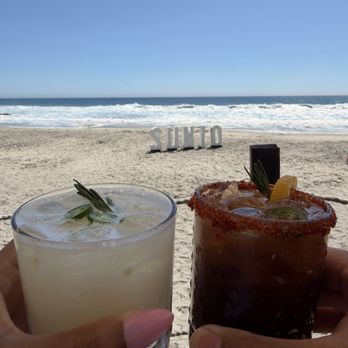 Sunio Beach Club - Beach Bars Near Me - Rosarito, BCN