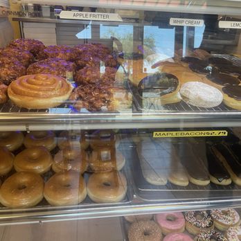 BoSa Donuts - Coffee & Tea Near Me - Surprise, Arizona