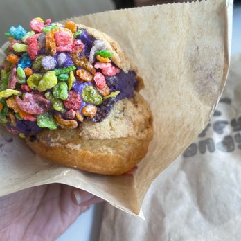 Puffy Pandy - Ube Oreo Ice Cream Puffy - Desserts Near Me - Seattle, Washington