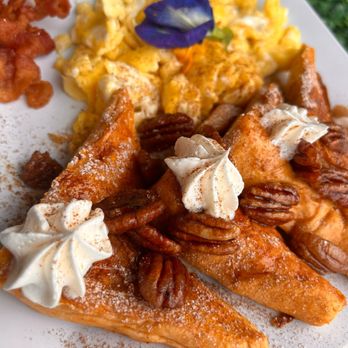 El Tanque Bar & Grill - Pumpkin French Toast - Cocktail Bars Near Me - Bayamón, Puerto Rico El Tanque Bar & Grill - Pumpkin French Toast - Cocktail Bars Near Me - Bayamón, Puerto Rico