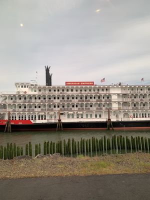 Columbia River Maritime Museum by null