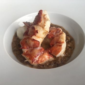 Per Se - Butter-poached Maine lobster - French Near Me - New York, New York Per Se - Butter-poached Maine lobster - French Near Me - New York, New York