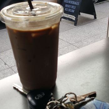 Revolutions Coffee - 20 oz iced mocha (8/14/18) - Coffee & Tea Near Me - Seattle, Washington