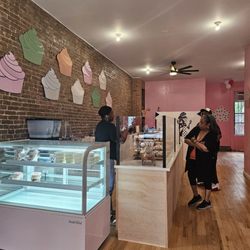 Doughgirl Cupcakes - Inside