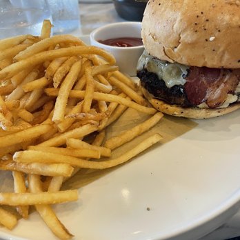 et al. - Breakfast & Brunch Near Me - Honolulu, Hawaii et al. - Breakfast & Brunch Near Me - Honolulu, Hawaii