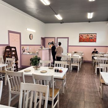 Lion Kitchen - Interior - Chinese Near Me - San Francisco, California