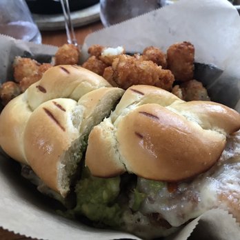 The Roundhouse Hotel - Fried Chicken Sandwich - New American Near Me - Beacon, New York