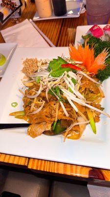 Urban Thai & Sushi by null