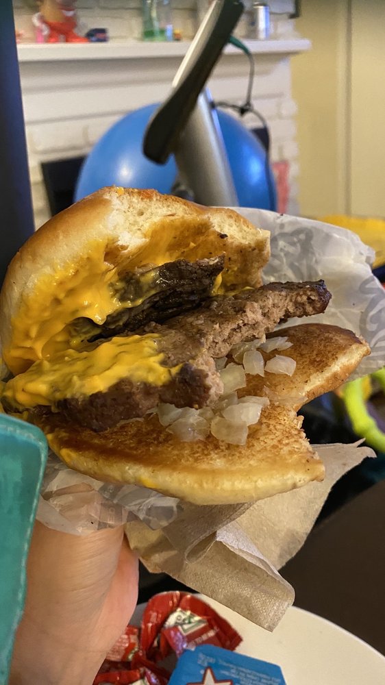 CARL’S JR Updated September 2024 69 Photos & 85 Reviews 8991