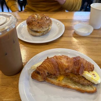 Espresso 22 - Breakfast sandwich and Iced latte - Coffee & Tea Near Me - Powell, Ohio