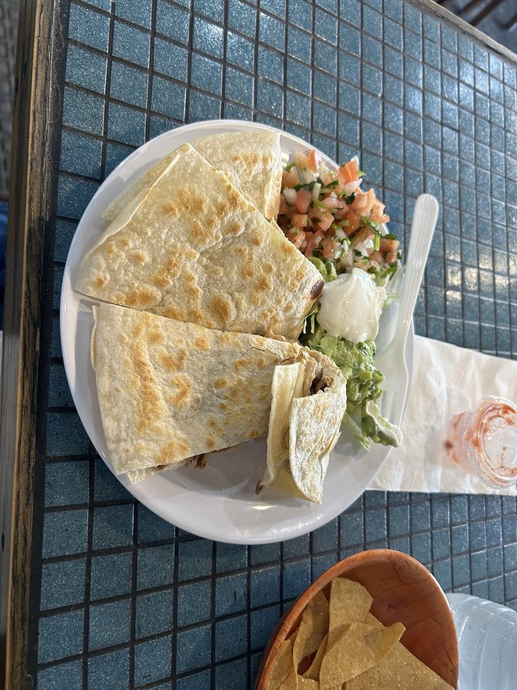 Burritos y Mas NY Tex-Mex
