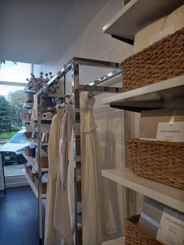 Slide of Modern Facilities Solutions