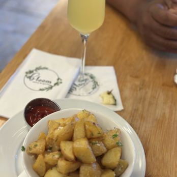 Bloom - Garlic Potatoes - American Near Me - Santa Clara, California
