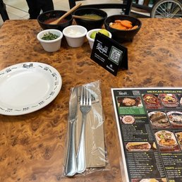 How they serve you when seated How they serve you when seated