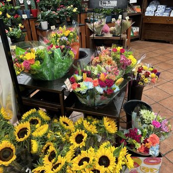 The Fresh Market - Lovely entrance - Grocery Near Me - Jacksonville, Florida The Fresh Market - Lovely entrance - Grocery Near Me - Jacksonville, Florida