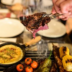 Estillo Campo - Carne 100% argentina. Disfruta el autentico sabor de la carne a la brasa en Estilo Campo en Fuengirola.