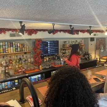 Hindsight BBQ - Barbeque Near Me - Waterbury, Connecticut