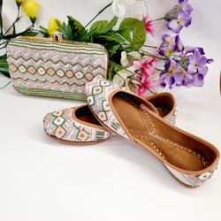 Fashion Lane The Connector - Punjabi Jutti With Clutch
