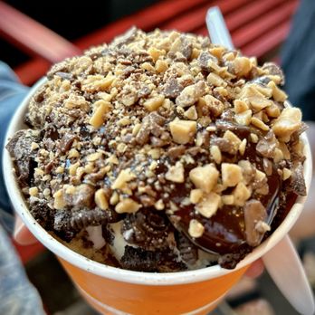 The Scoop N Scootery - CREAM & SUGAR - Ice Cream & Frozen Yogurt Near Me - Allston, Massachusetts