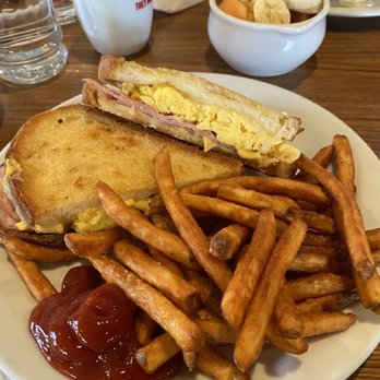 Denny's - Moons Over My Hammy. - Diners Near Me - Las Vegas, Nevada