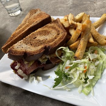 Public House Temecula - Reuben sandwich full order - New American Near Me - Temecula, California