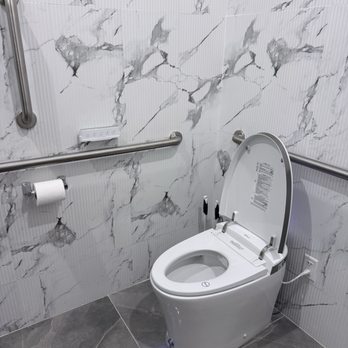Zara Nail Bar Higley - Most amazing toilet I ever used in a public bathroom - Nail Salons Near Me - Gilbert, Arizona Zara Nail Bar Higley - Most amazing toilet I ever used in a public bathroom - Nail Salons Near Me - Gilbert, Arizona