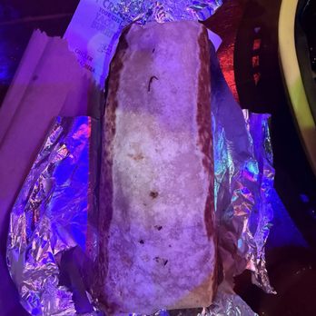 The Surfin Burrito - Pollo burrito - Bars Near Me - Cancún, ROO