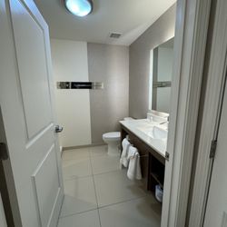 Residence Inn By Marriott - Bathroom with sink and shower - more towels